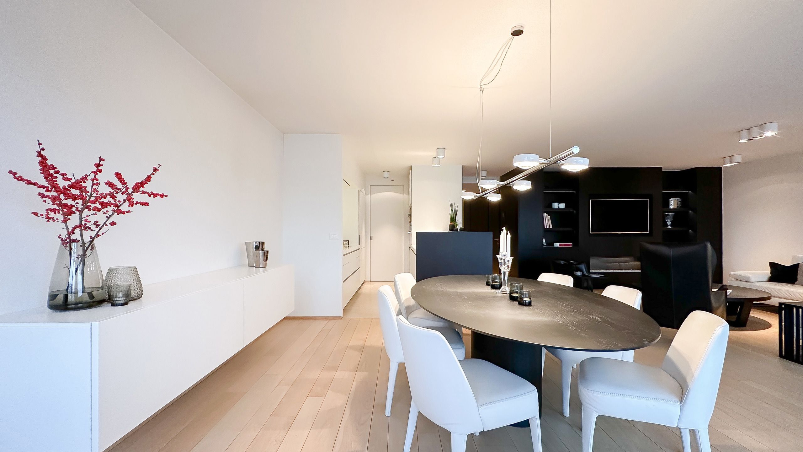 Uitzonderlijk appartement in de iconische residentie Carlton foto 10