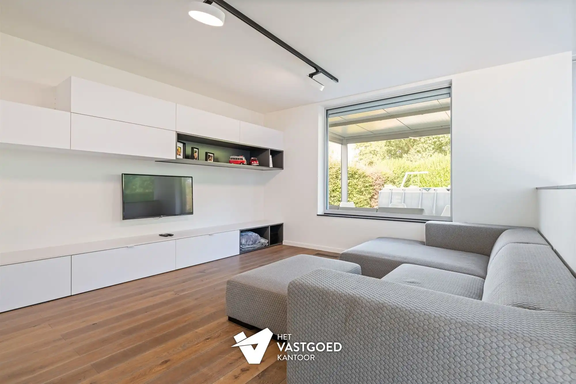 RUIME, RECENTE WONING OP TOP-LIGGING! foto 3