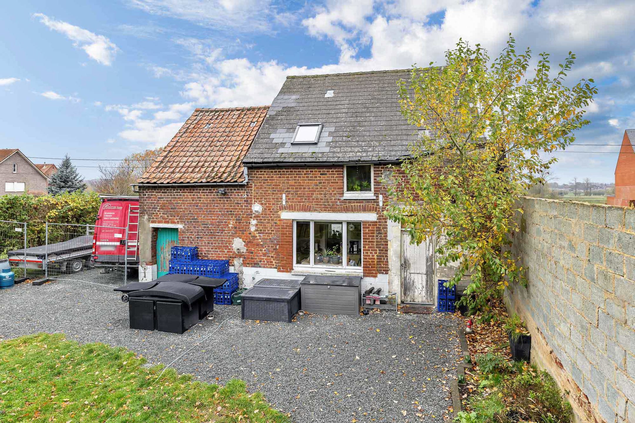 Projectgrond of totale renovatie met idyllisch uitzicht foto 2