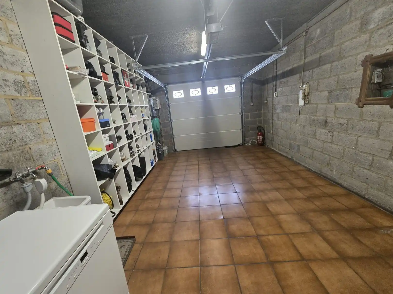 Ruime woning met 5 slaapkamers gelegen aan de E313 foto 14