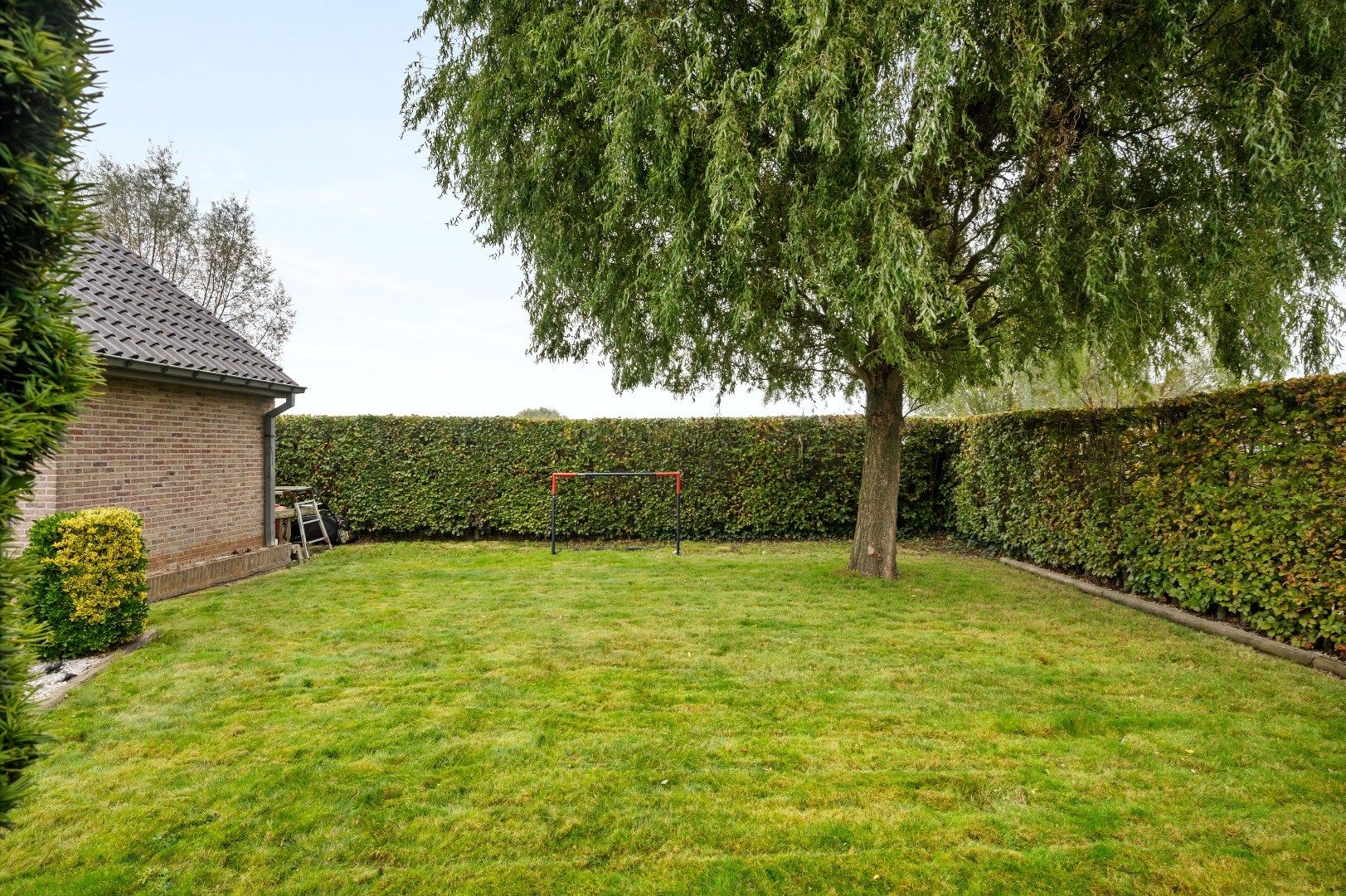  ALLEENSTAANDE VILLA MET 5/6 SLAAPKAMERS, DUBBELE GARAGE EN TUIN  foto 10