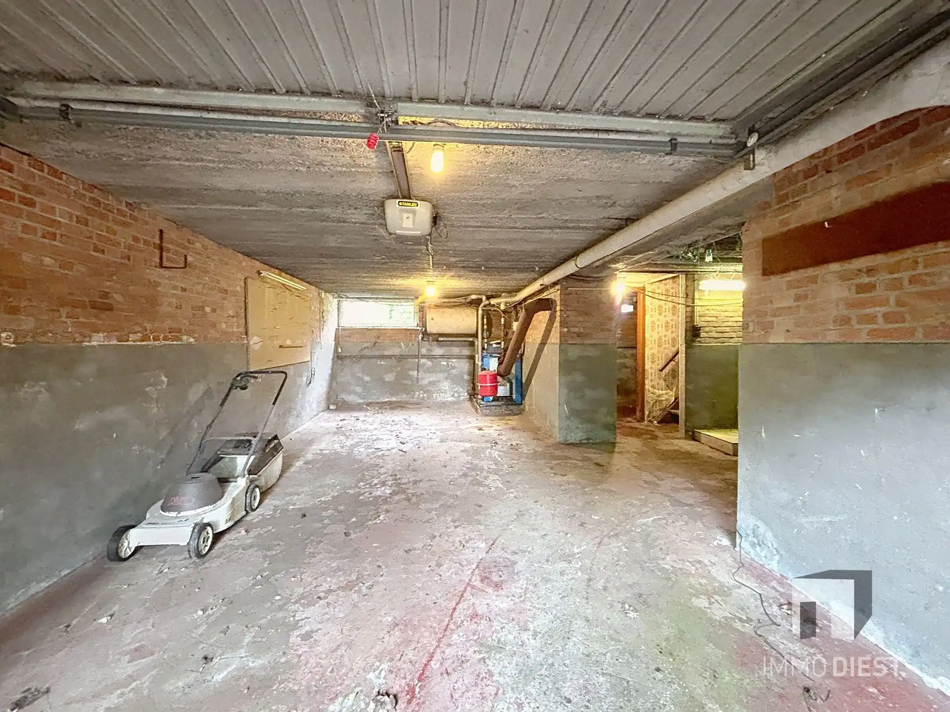 Totaal te renoveren woning of afbraak en heropbouw op 15a 88ca. foto 22