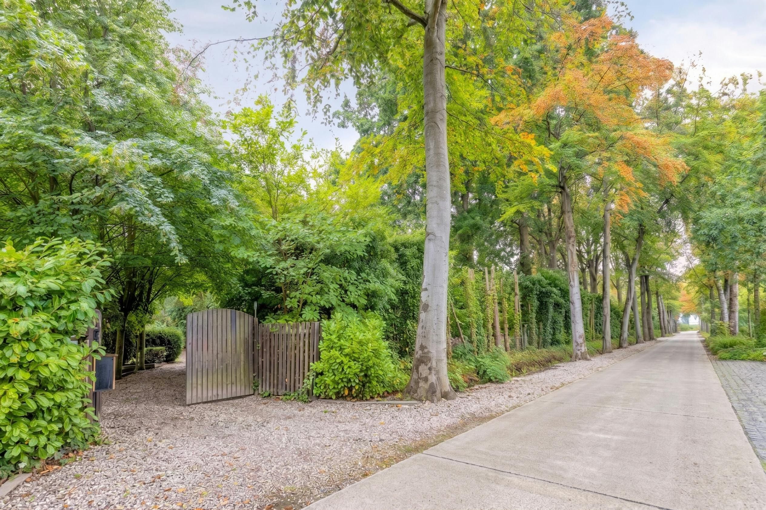 Unieke kans op een riant perceel van 3.180 m² te Aalter!