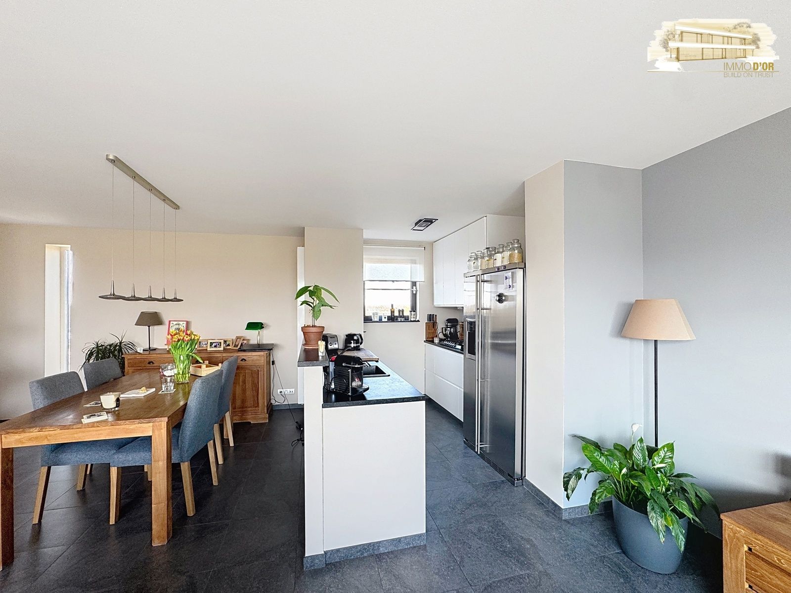 Prachtig dakappartement met een zeer groot Zuid en W-terras  foto 5