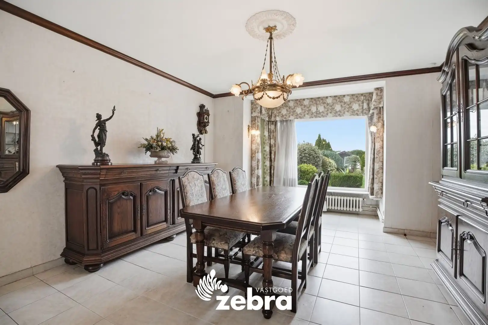 Te renoveren woning op ruim perceel in Eernegem! foto 7