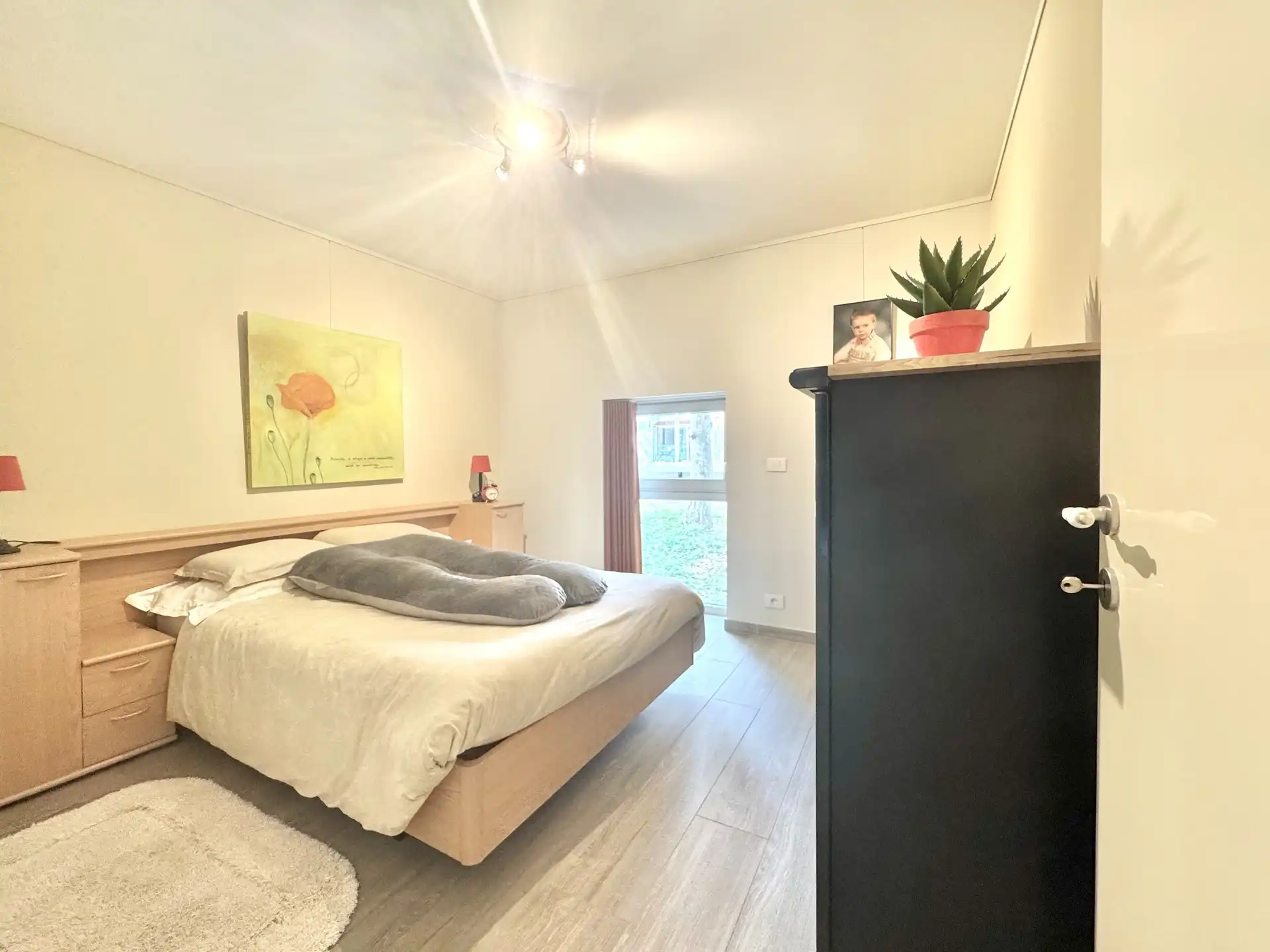 RUIM APPARTEMENT | OVERDEKTE AUTOSTAANPLAATS |TUIN | TERRAS | 130 M² foto 21