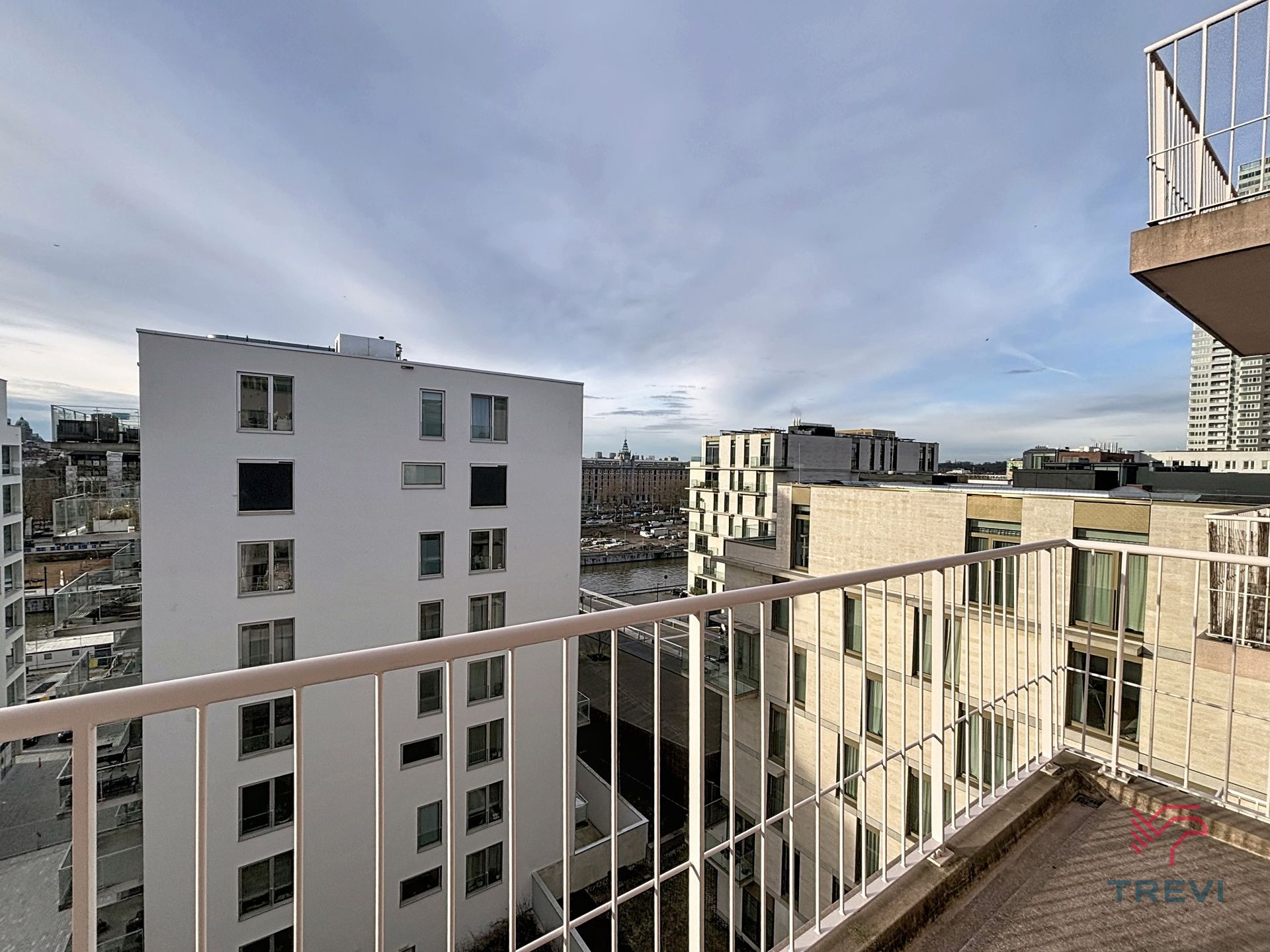 Studio met slaaphoek in Tour & Taxis foto 8