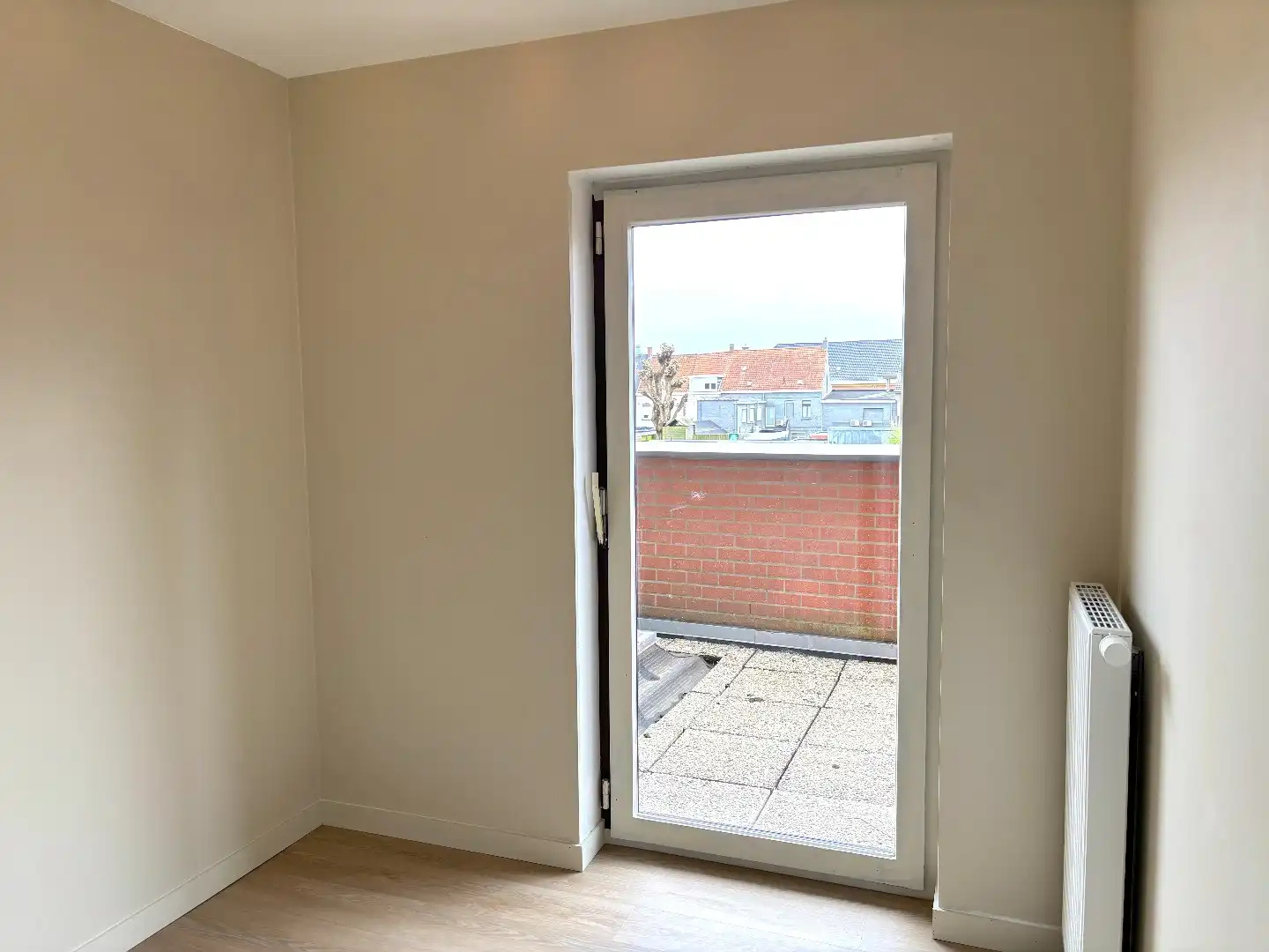 Gerenoveerd 2-slaapkamerappartement in het centrum! foto 11