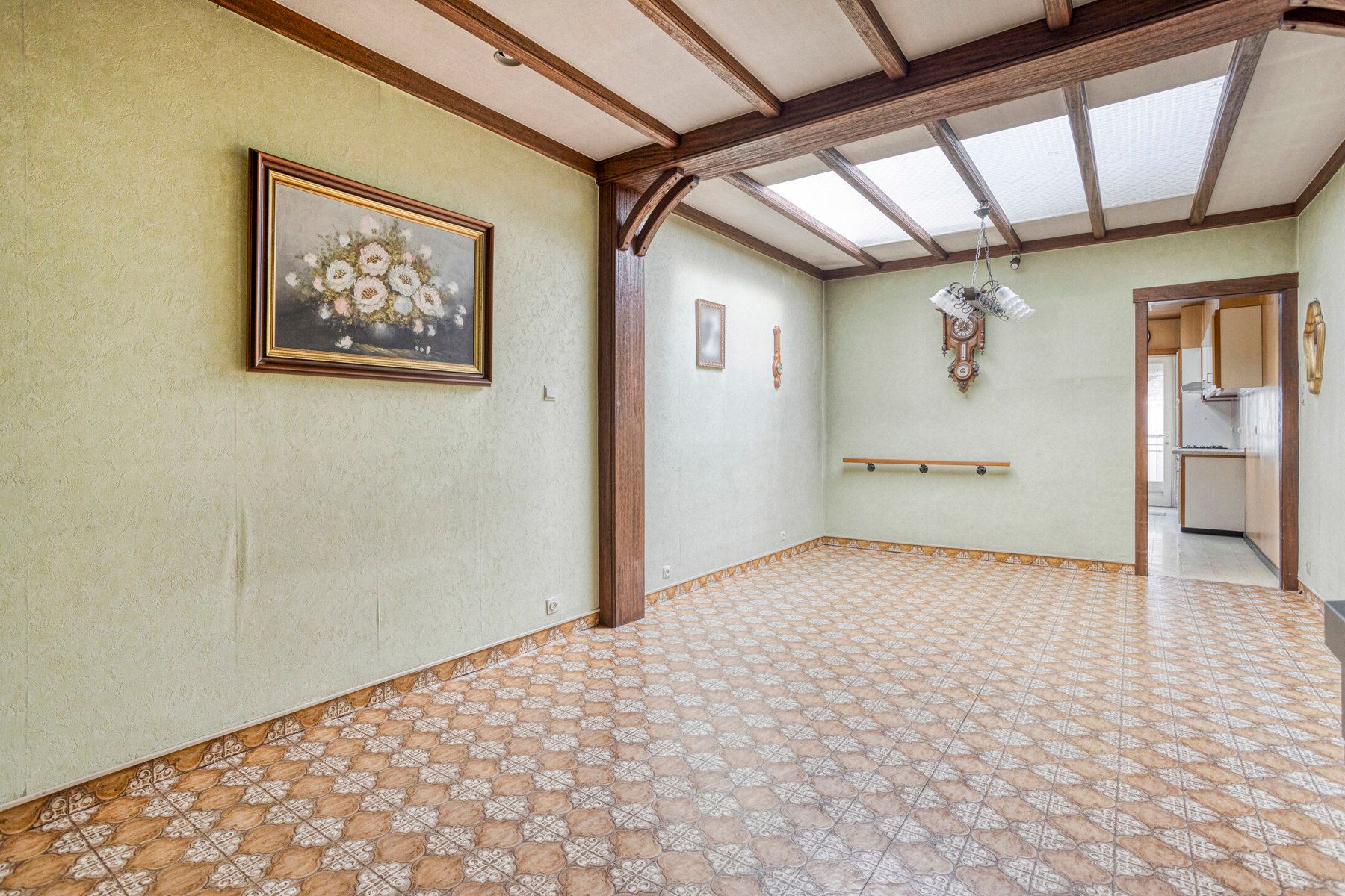 Goedgelegen woning met 3 slaapkamers ! foto 5