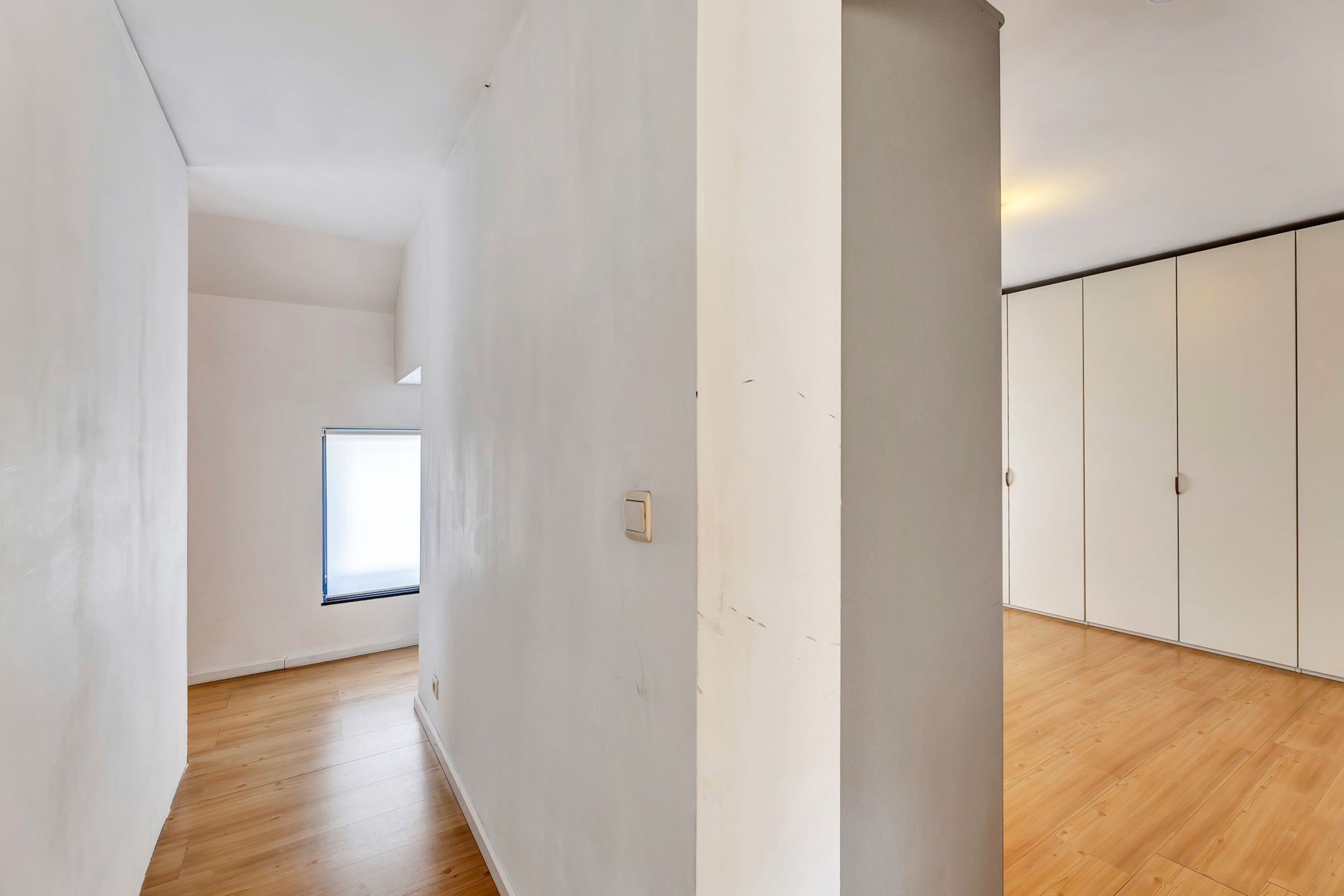 Instapklare woning met garage en tuin nabij station foto 14