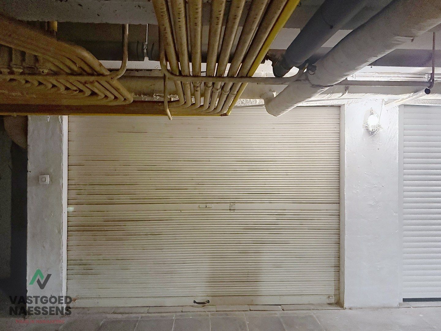 GARAGEBOX VLAKBIJ ZEEDIJK  foto 6