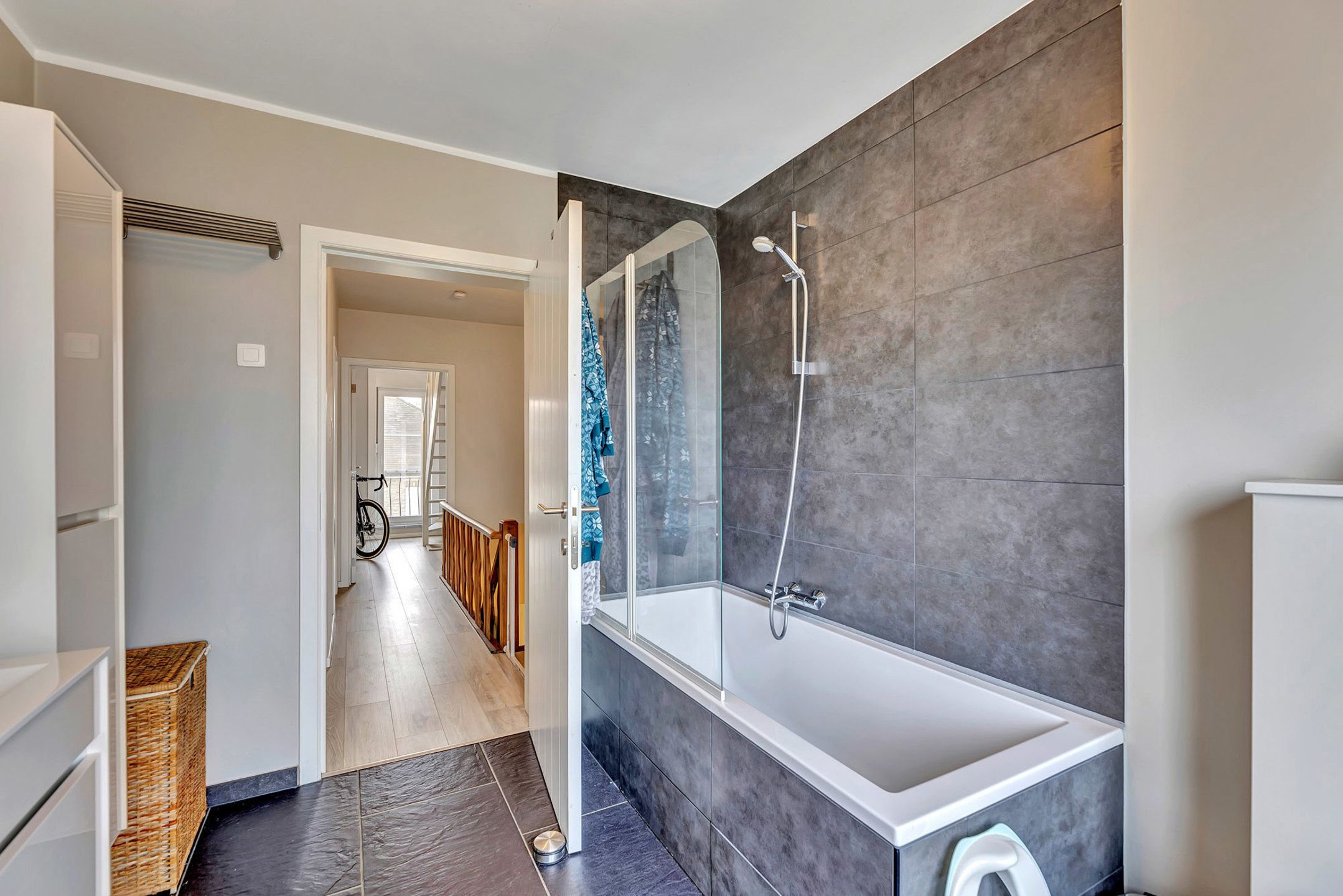 Recent gerenoveerde woning met 3 slpks en tuin te Ninove foto 19