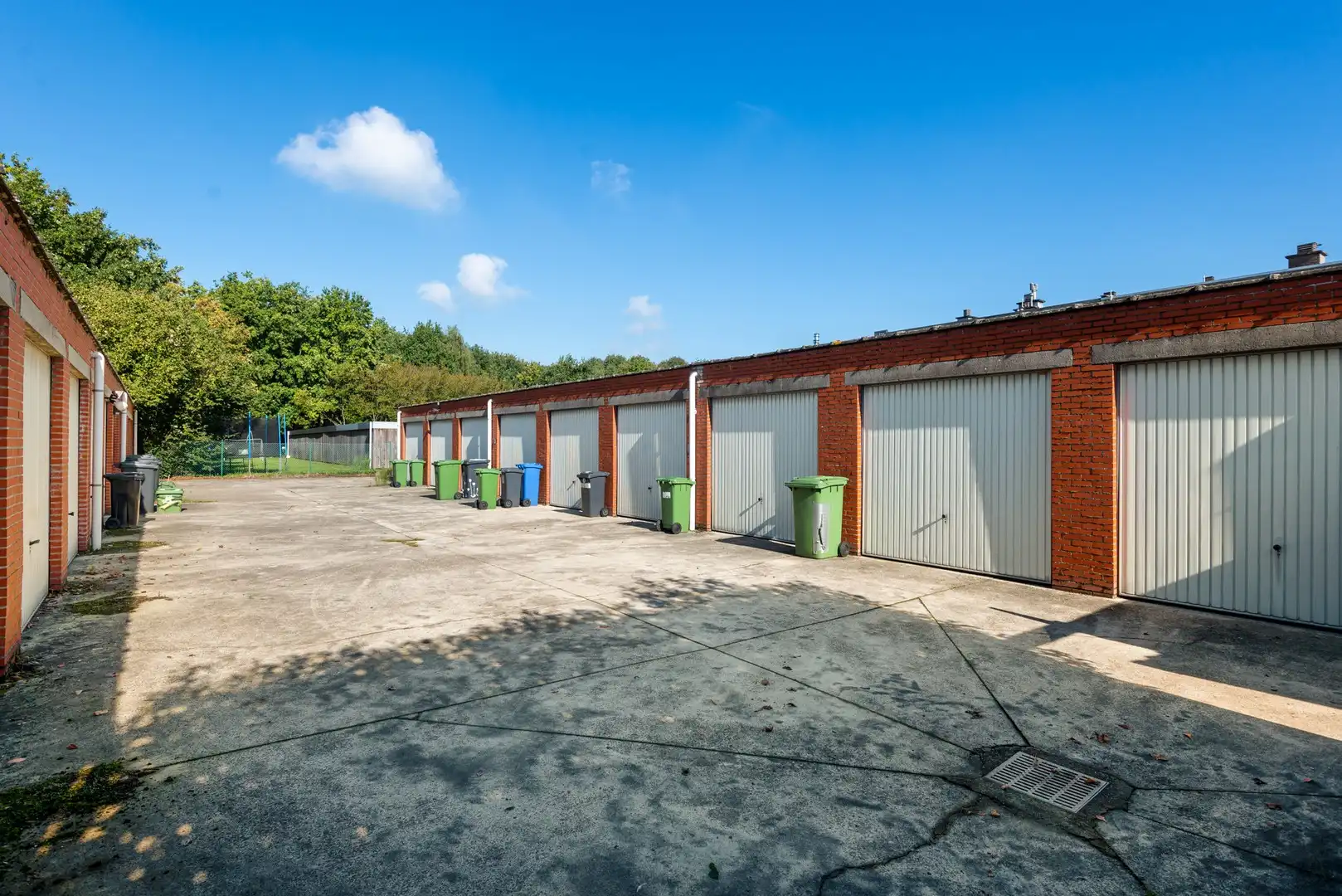 Ruim en zonnig GLV-appartement met ZW-tuin en garage foto 18