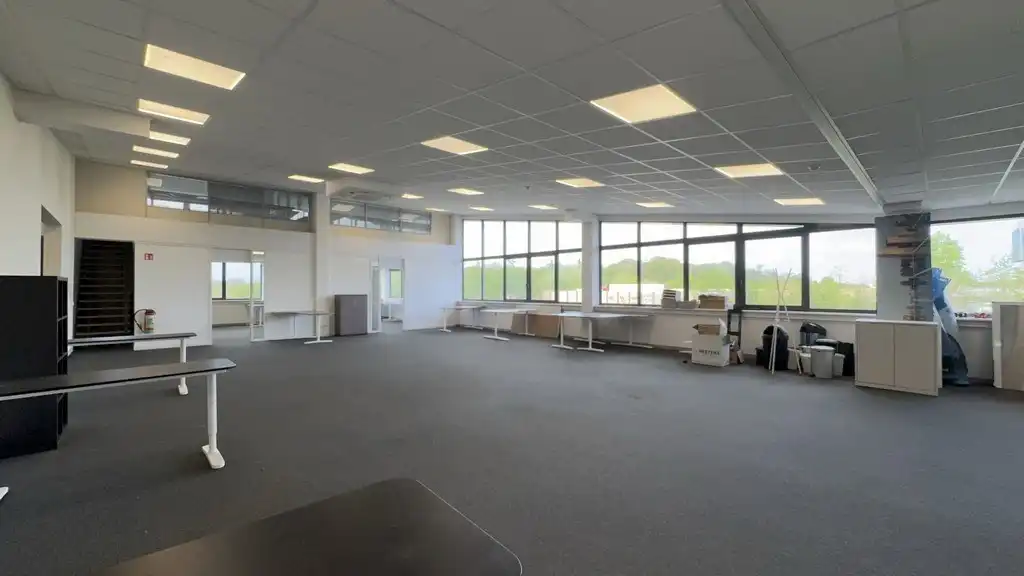 Kantoren te huur vlakbij The Loop in Sint-Denijs-Westrem foto 3