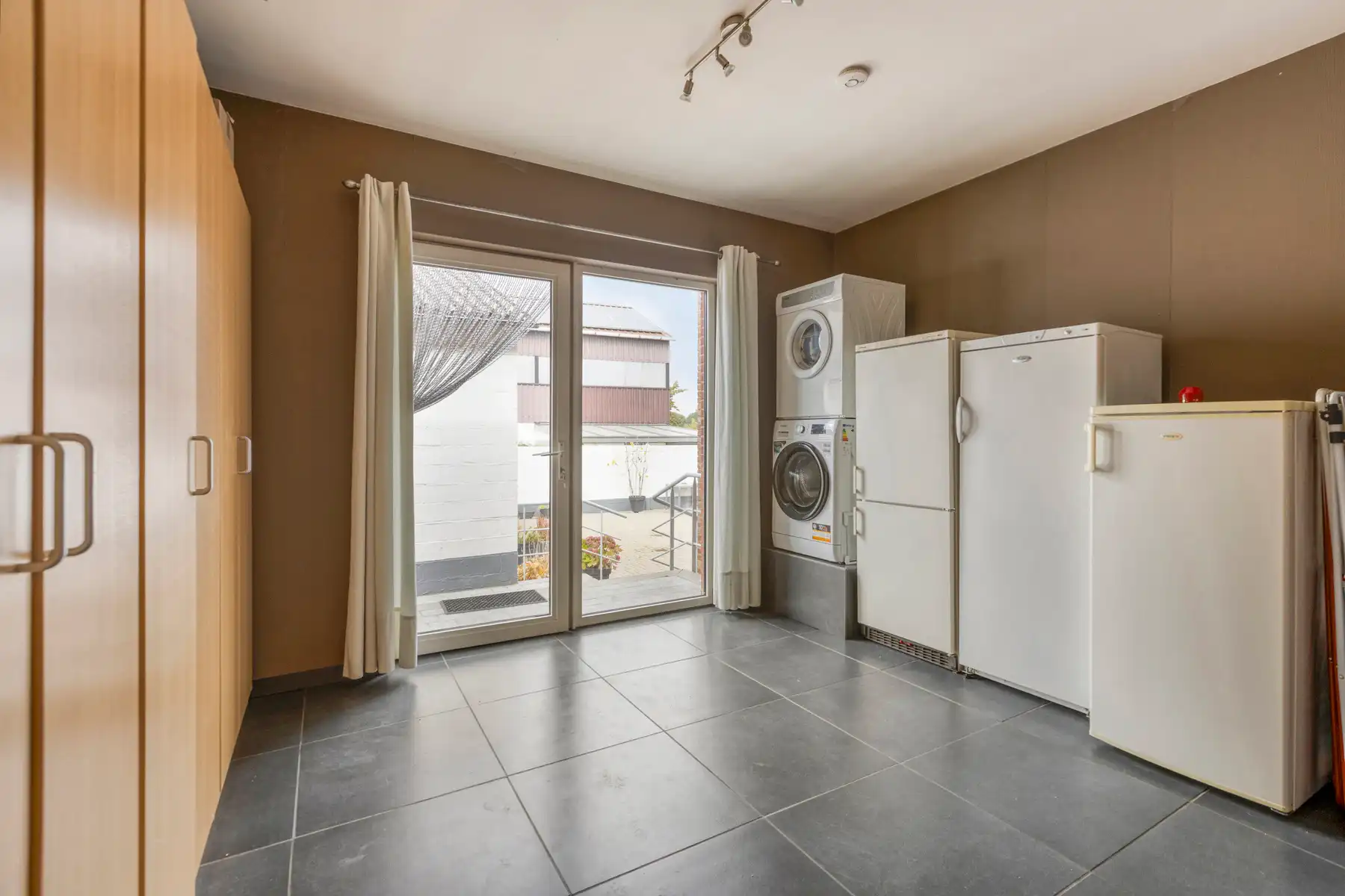 Huis met opslag, ruime tuin en mog. tot kangeroe/zorgwoning foto 19