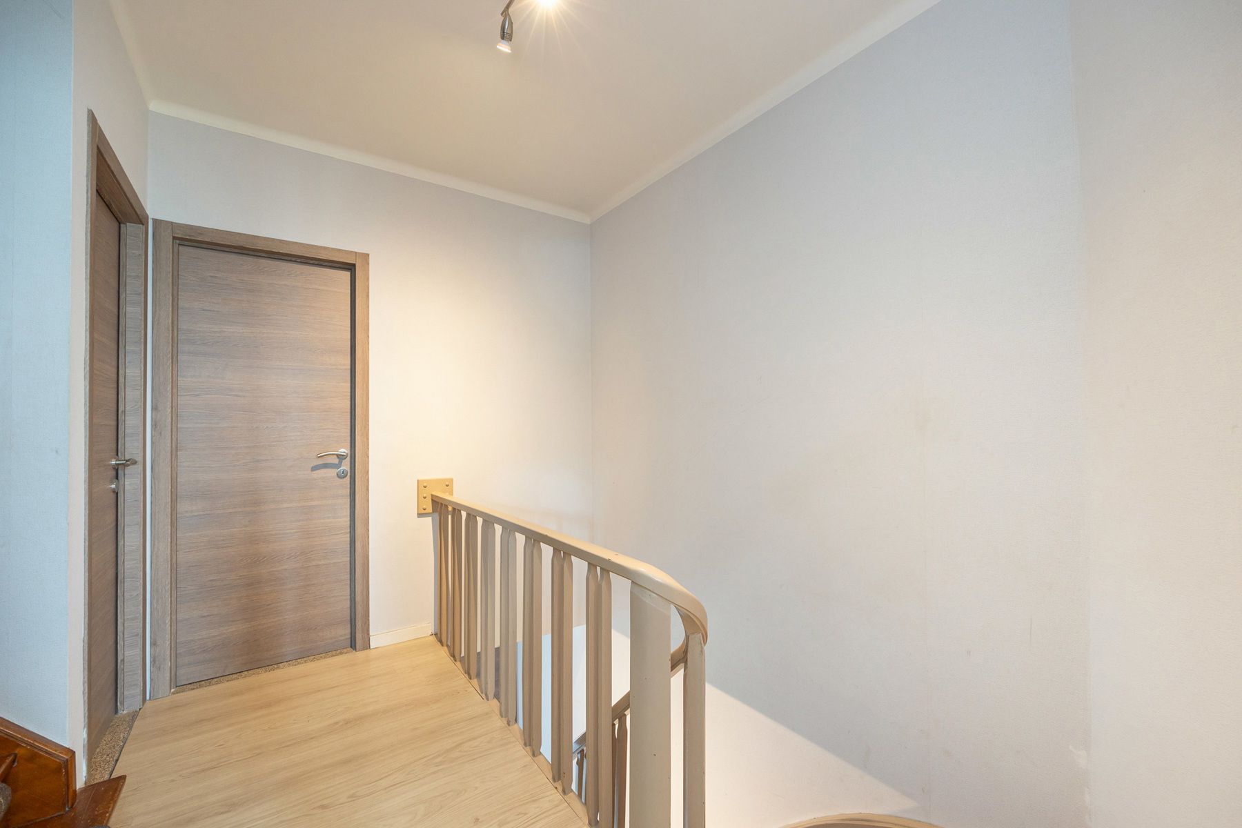 Gerenoveerde woning met zeer gunstig EPC B, in het centrum van Ekeren! foto 11
