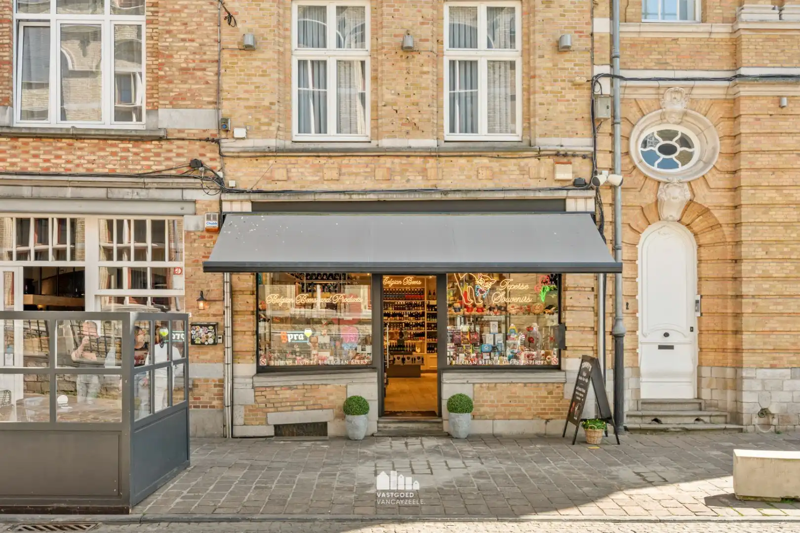 Unieke handelswoning op TOPlocatie in hartje Ieper foto 8