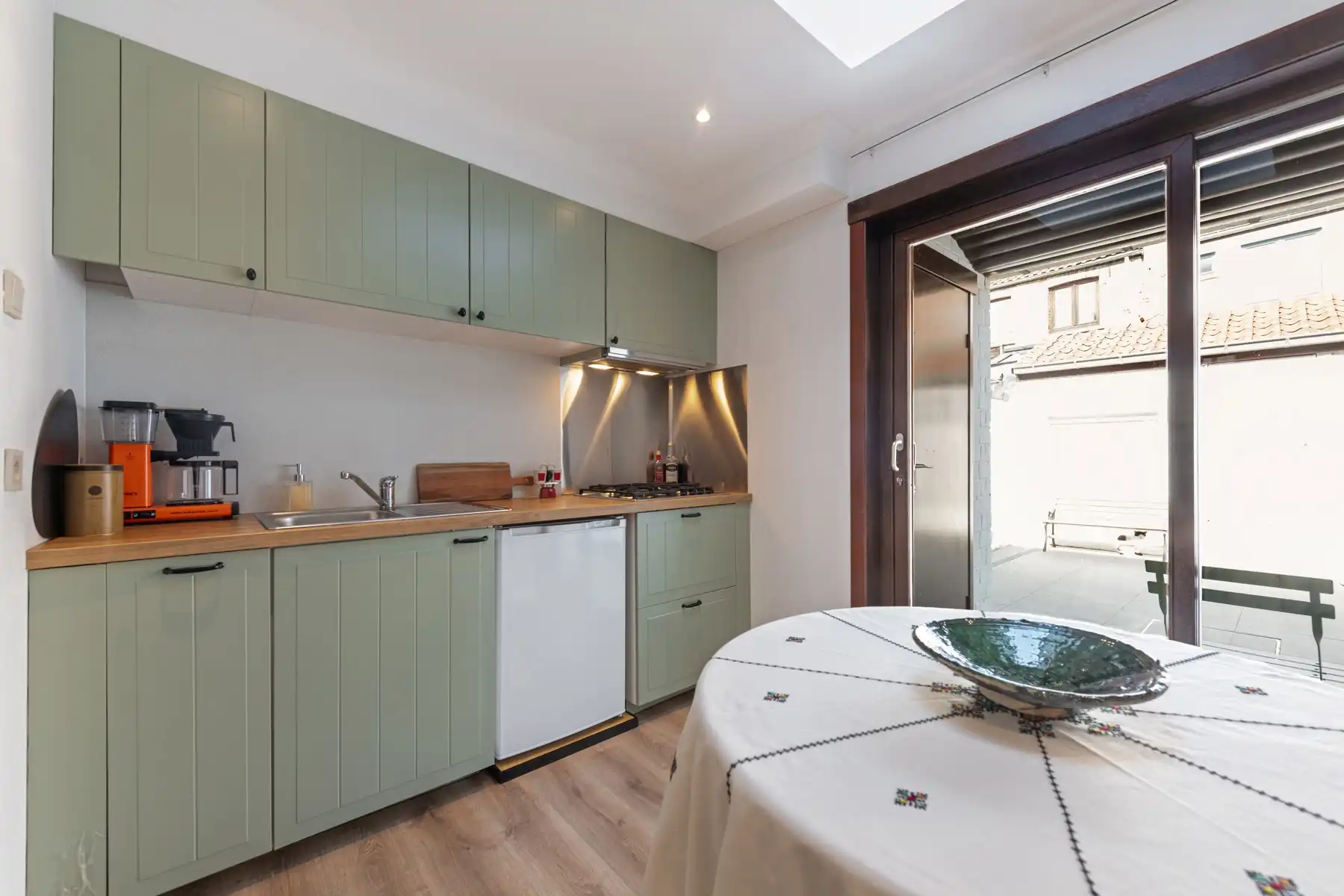 Charmante en instapklare woning gelegen op super locatie!  foto 7