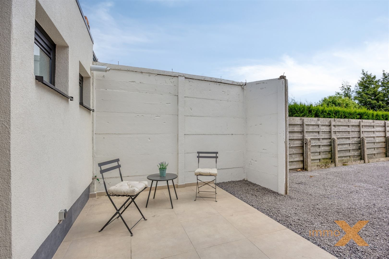 GERENOVEERDE KNUSSE WONING MET LEUKE TUIN foto 20