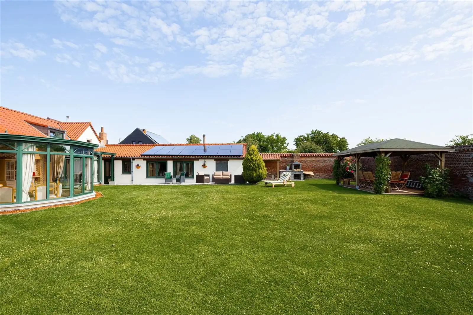 Gerenoveerde ruime fermette met garage en tuin op 9are66 foto 12