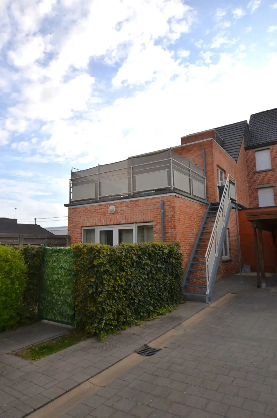 Zeer rustig gelegen appartement met 2 slaapkamers foto 2