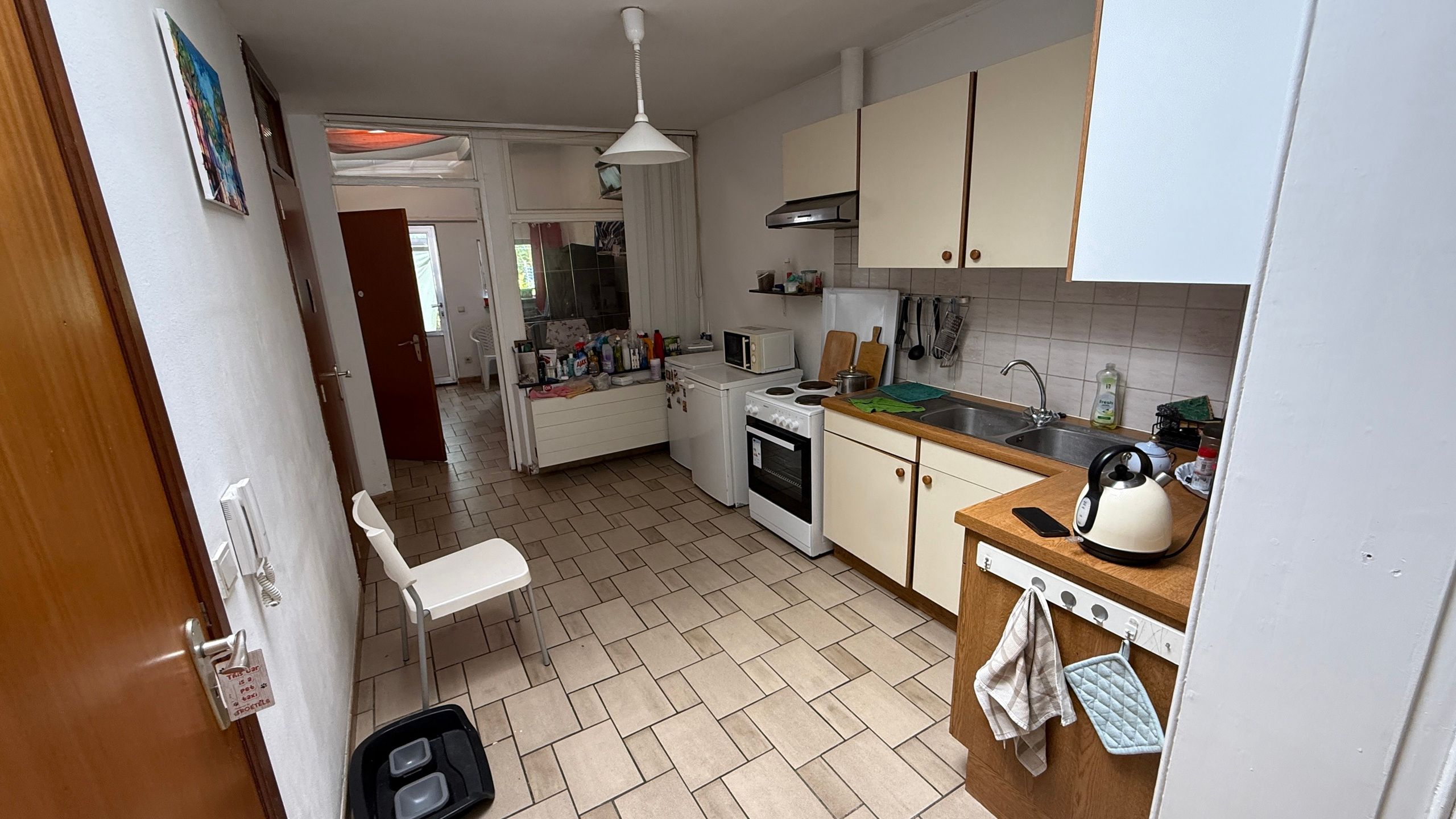 Te renoveren rijwoning op centrale locatie foto 6