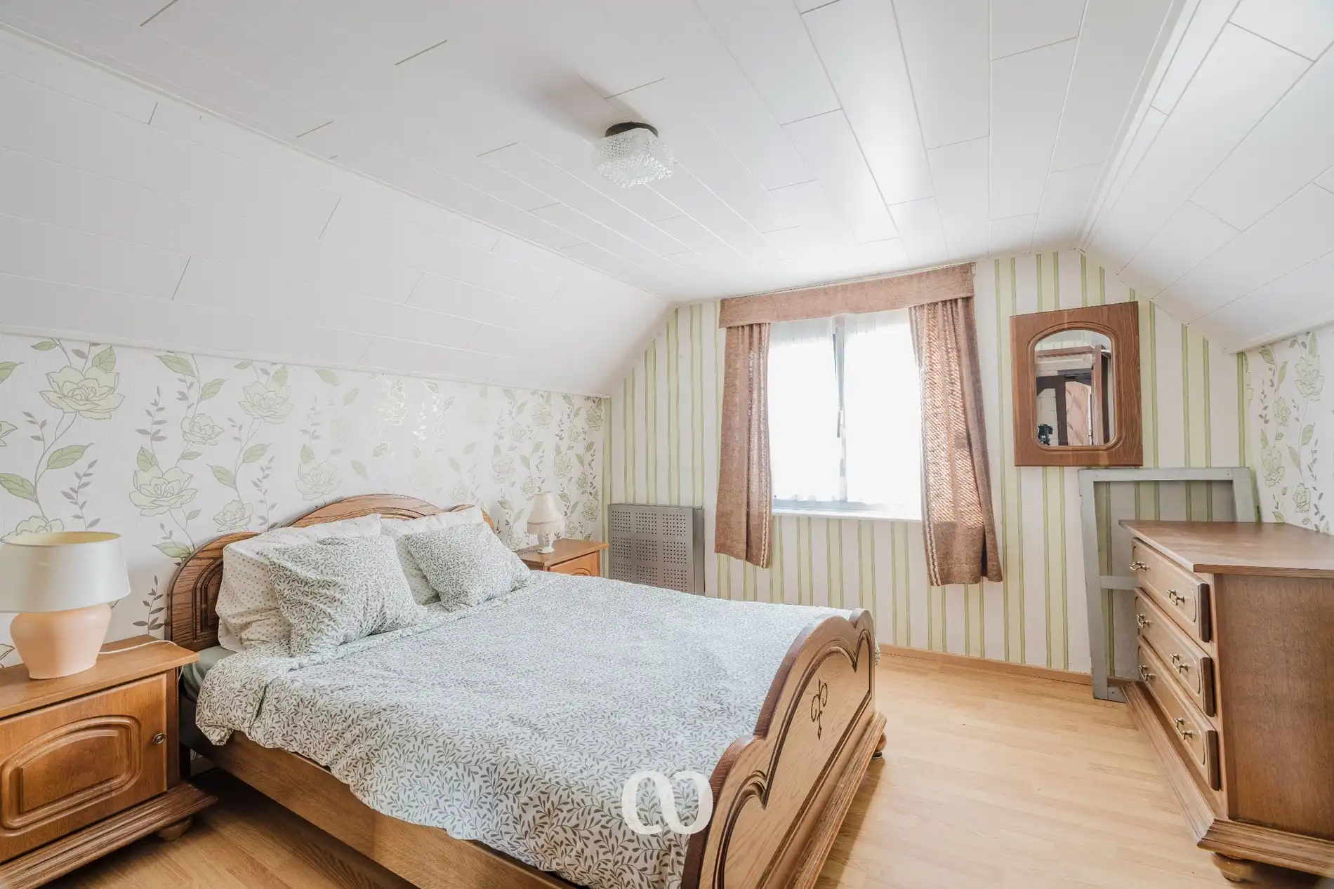 Prachtig gelegen bouwgrond met te slopen woning foto 8