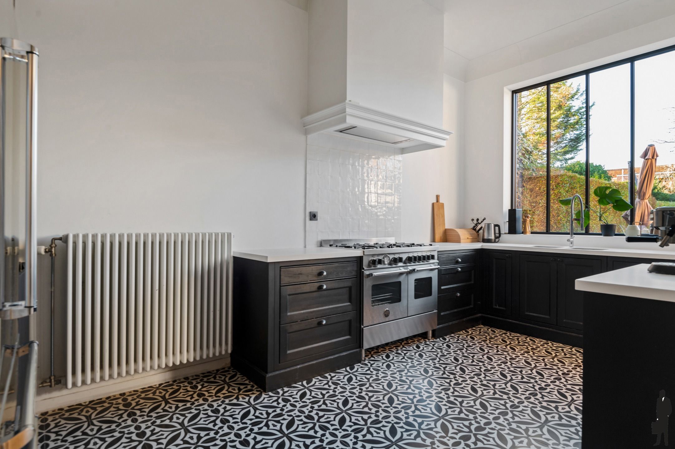 Gerenoveerde herenwoning met 3 slpks, 2 badks en ZW tuin foto 14