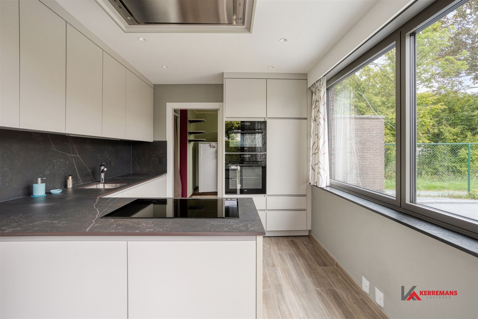 Woning met 3 slaapkamers, garage en tuin.  foto 10