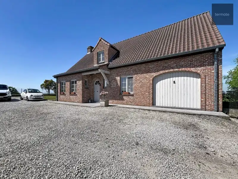 Vrijstaande woning foto {{pictureIndex}}