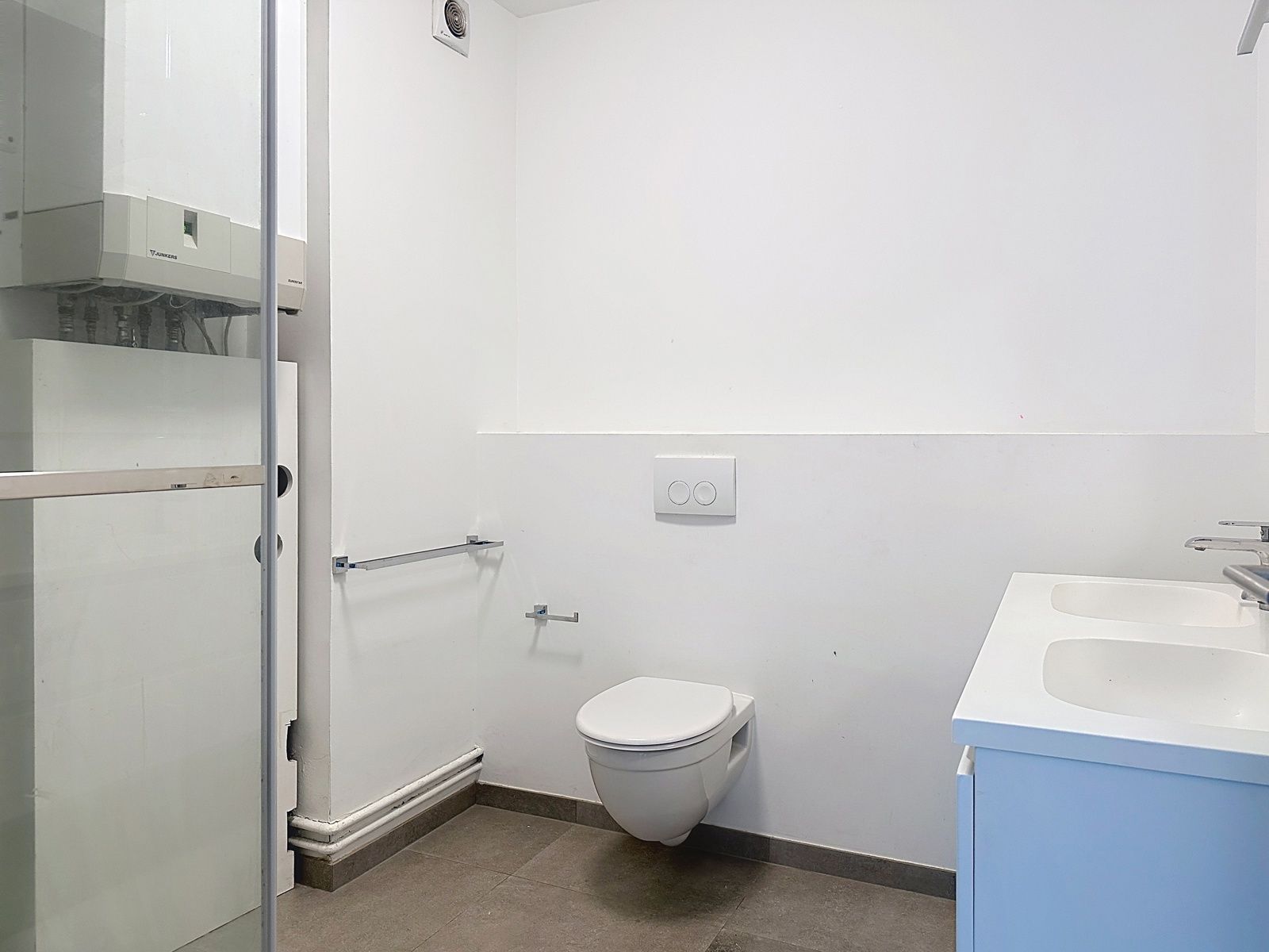 Opbrengstappartement met 3 slaapkamers in hartje Aartselaar – Reeds verhuurd aan € 1.175/maand foto 16