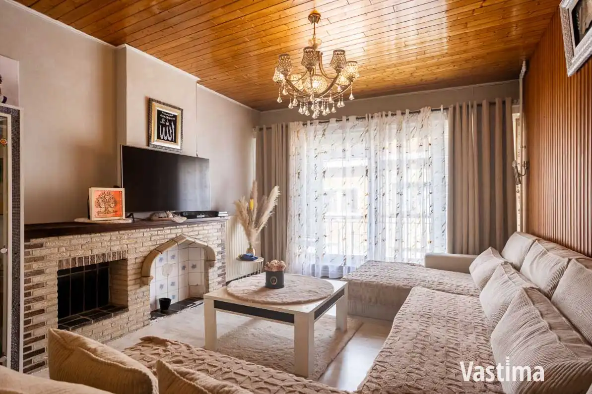 Gezinswoning met loods in Aalst – perfect voor wonen én werken foto 5