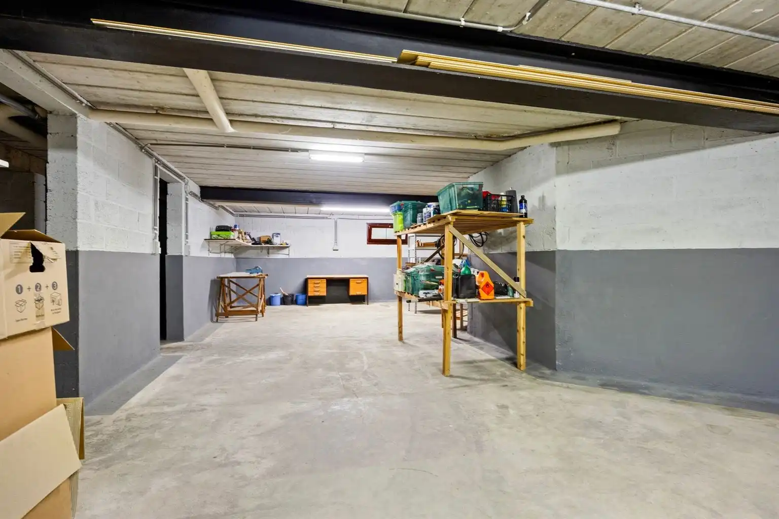 Toffe, vrijstaande split-level woning met 4 slaapkamers, inpandige garage, prachtig aangelegde tuin en zonnepanelen, rustig gelegen in het landelijke Ophoven.  foto 35