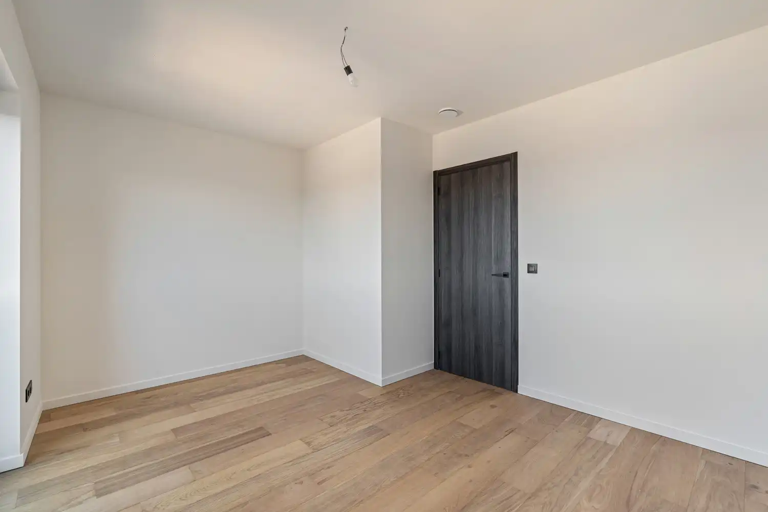 Knap appartement met 3 slaapkamers! foto 16