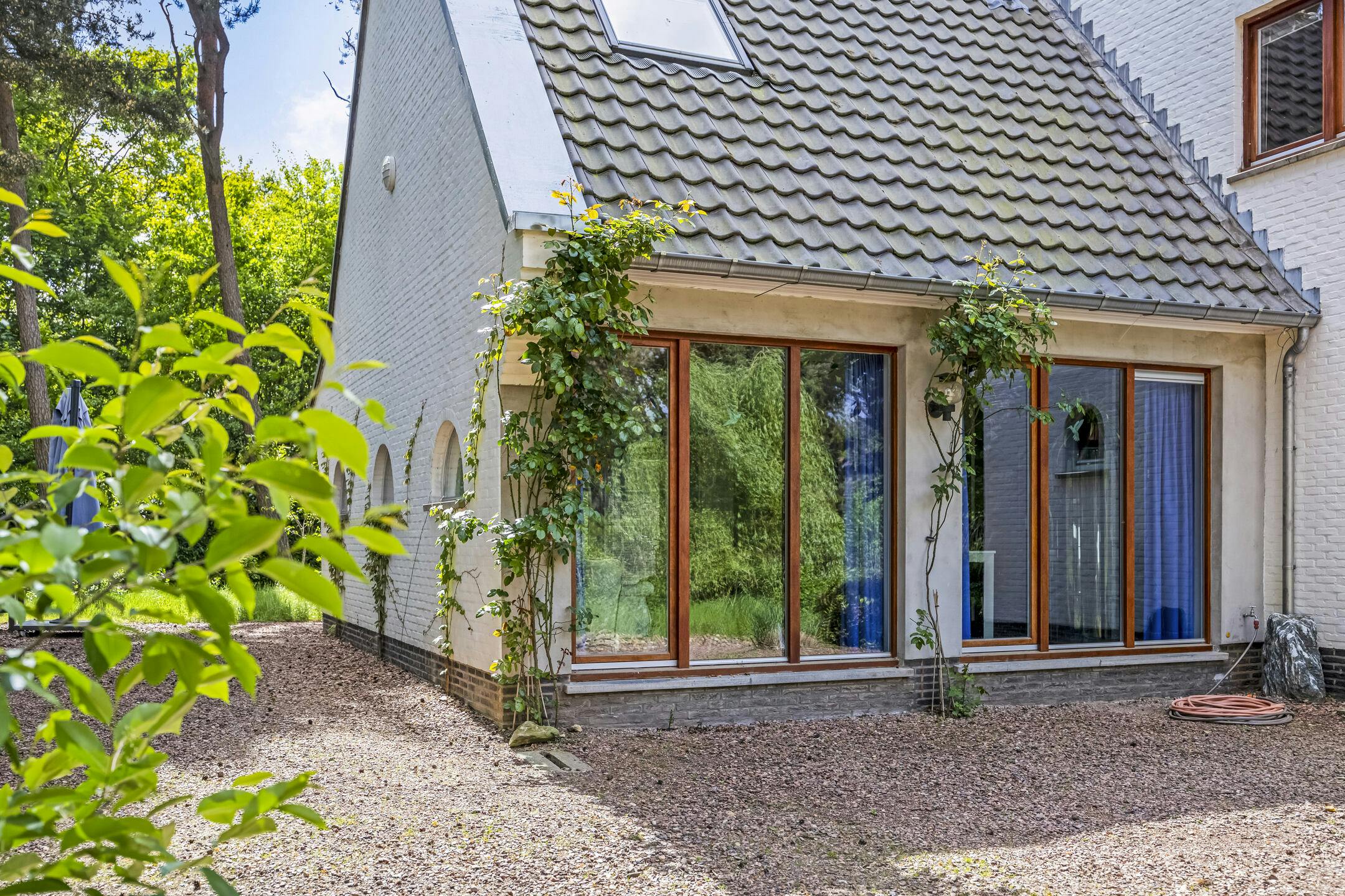 Villa met vakantiewoning te koop in Maasmechelen foto 23