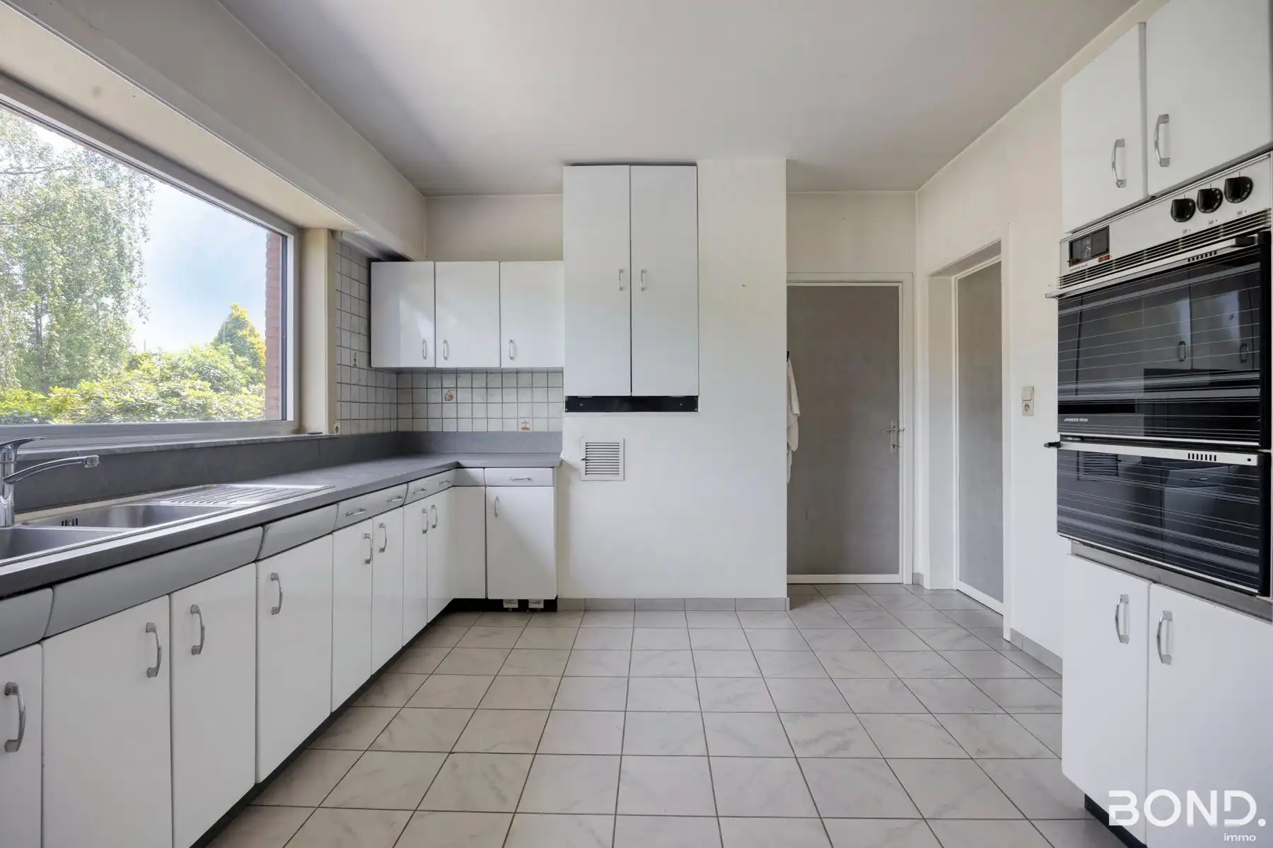 Ruime woning met prachtige tuin in Rotselaar! foto 8