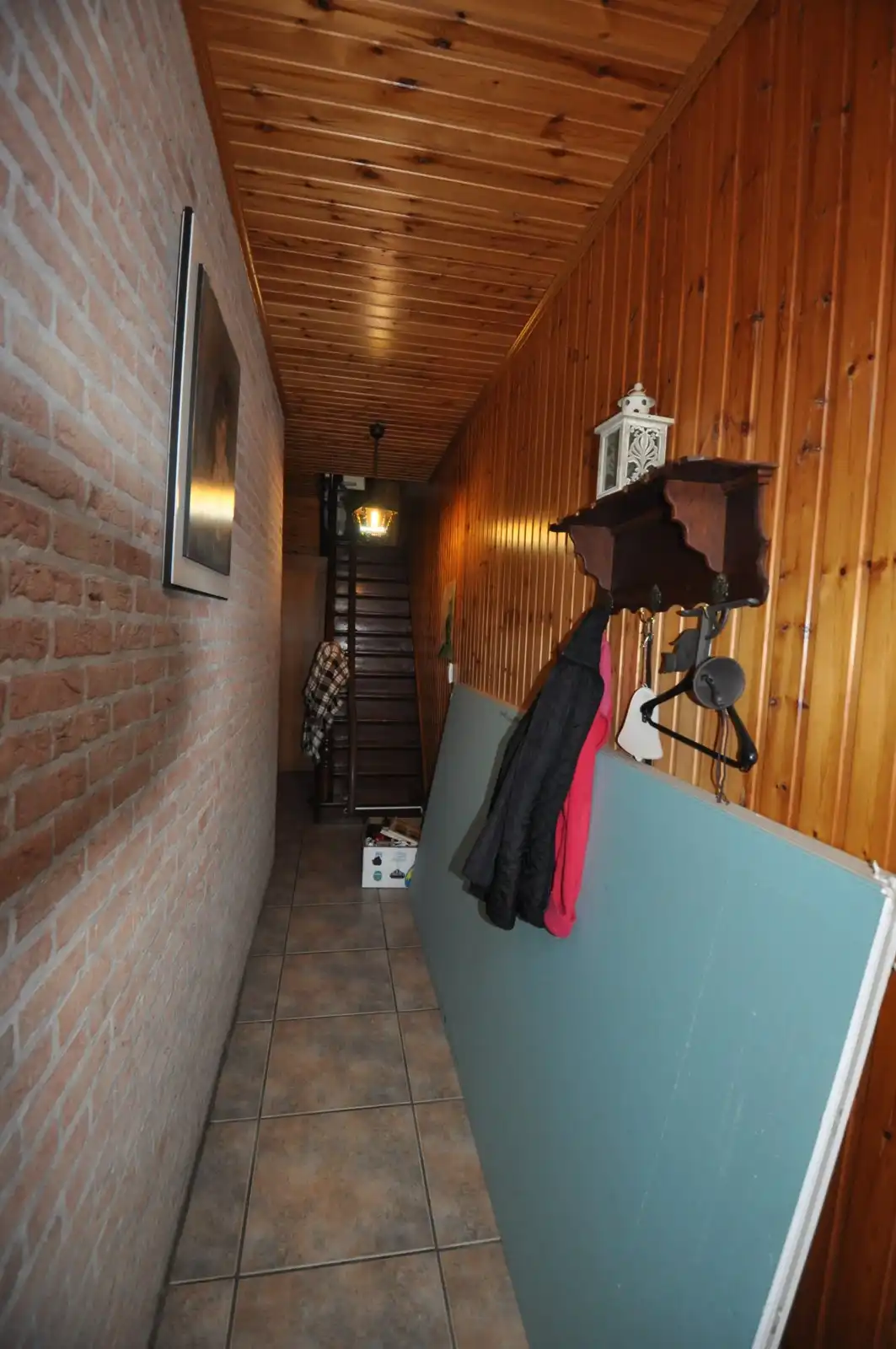 Te renoveren woning met grote zongerichte tuin ! foto 2