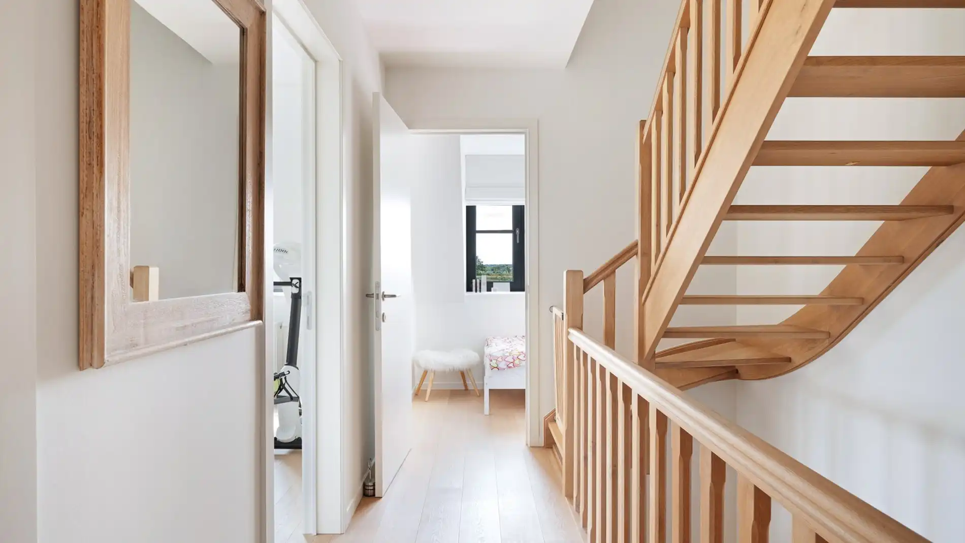 Recente hoekwoning met groot volume te Knokke foto 10