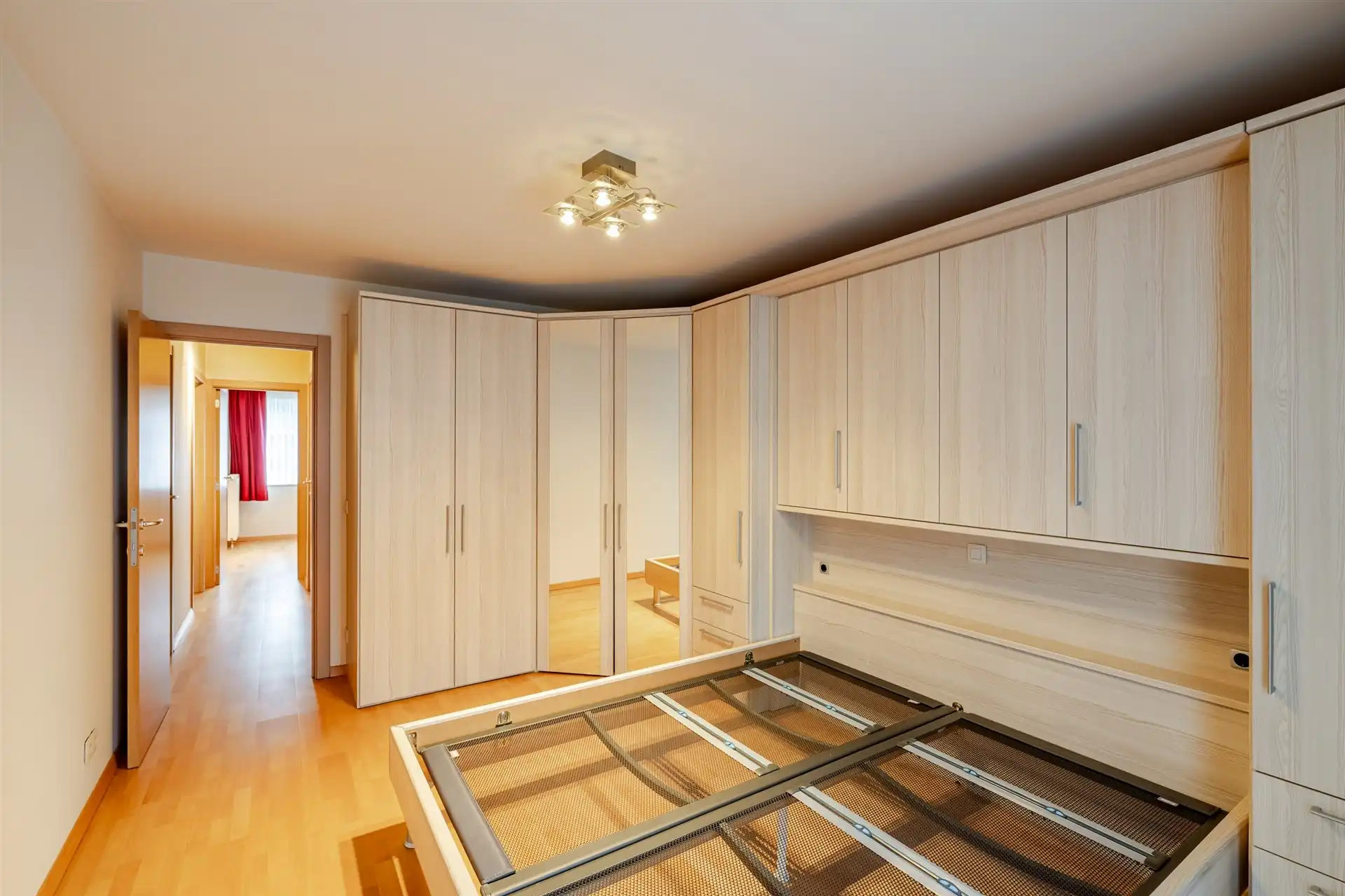 Ruim appartement met twee slaapkamers in het centrum van Aalst foto 14