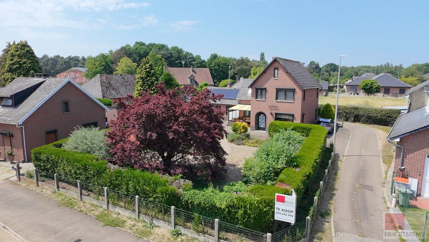 Huis te koop foto {{pictureIndex}}