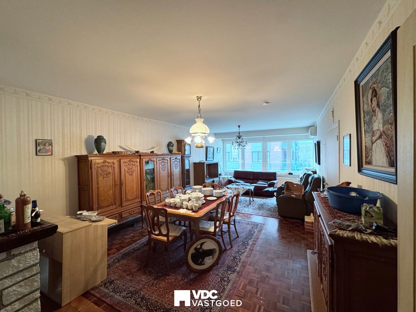 Ruim appartement (110 m²) met terras en autostaanplaats nabij centrum Tongeren foto 3