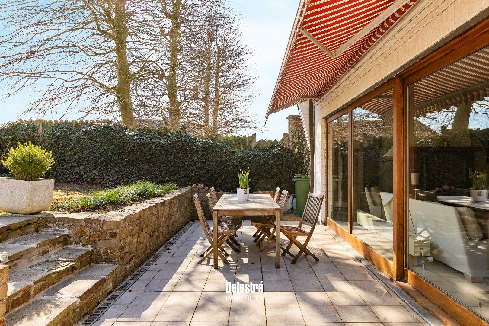 STANDINGVOLLE WONING MET GROTE ZO TUIN EREMBODEGEM foto 18
