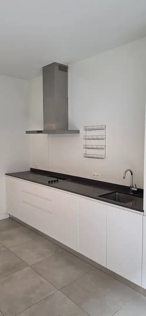 Ruime stadswoning met 3 slaapkamers, privétuin en ondergrondse staanplaats in Antwerpen foto 11