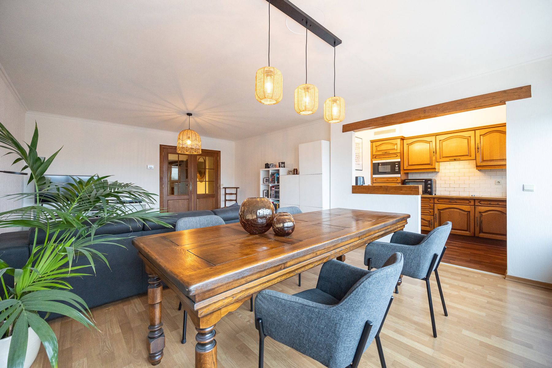 Instapklaar Appartement met Garagebox – 3 Slaapkamers  foto {{pictureIndex}}