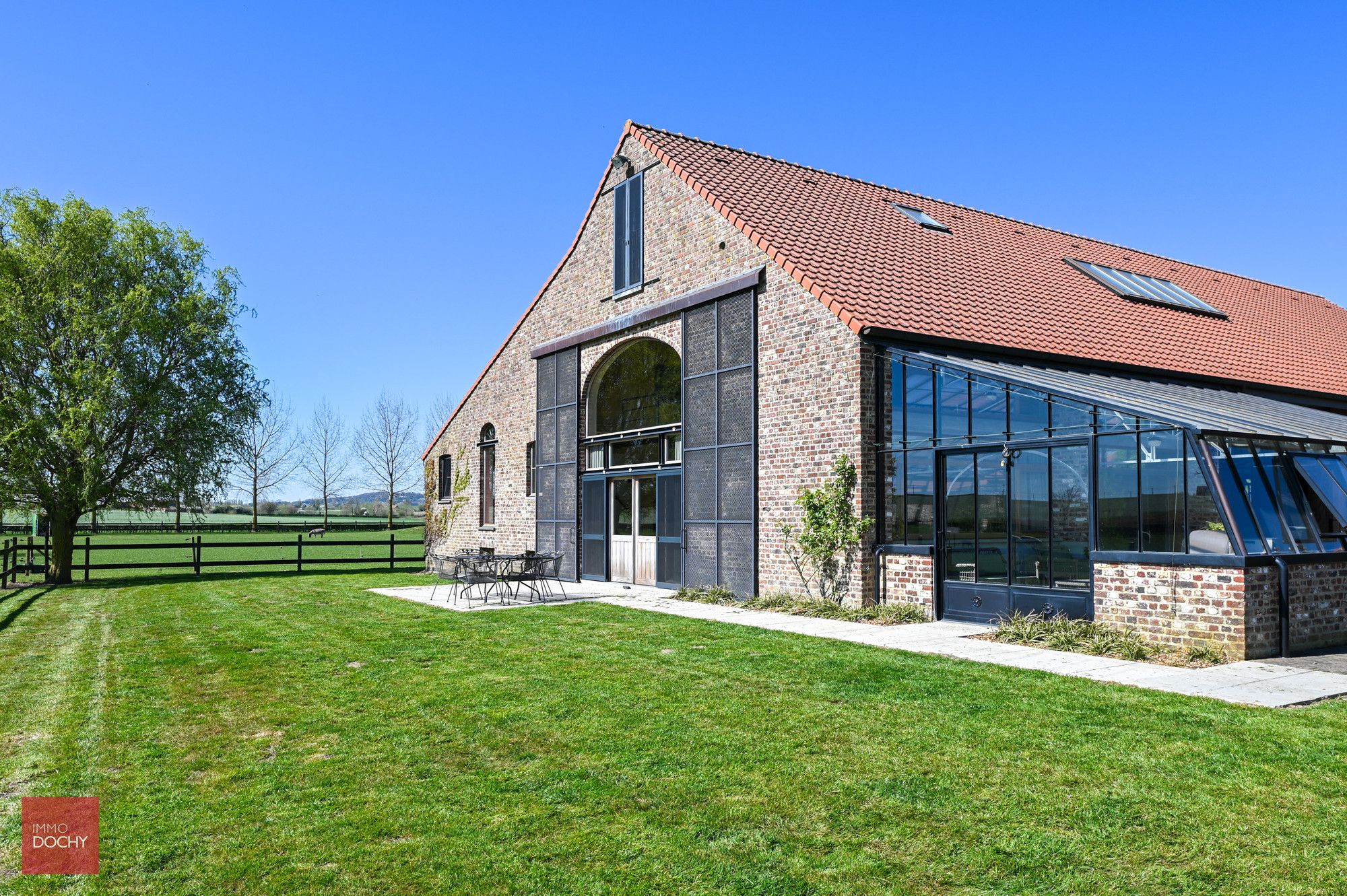 Landelijk en rustig gelegen hoeve met vakantiewoning foto 5