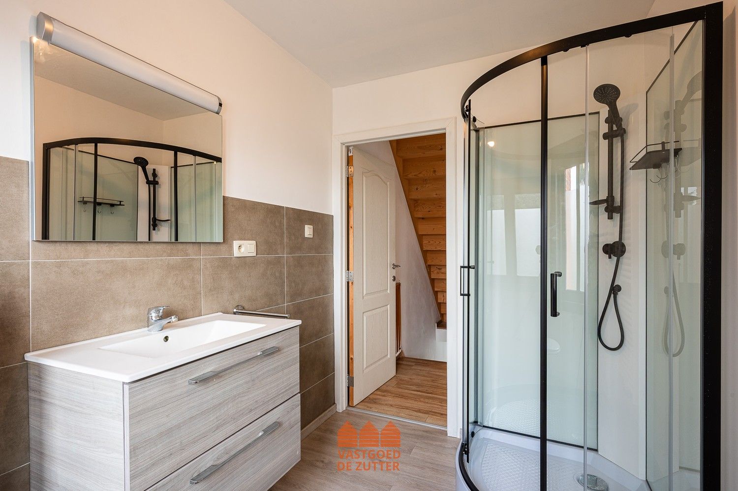 Instapklare woning op een centrale locatie te Eeklo foto 12