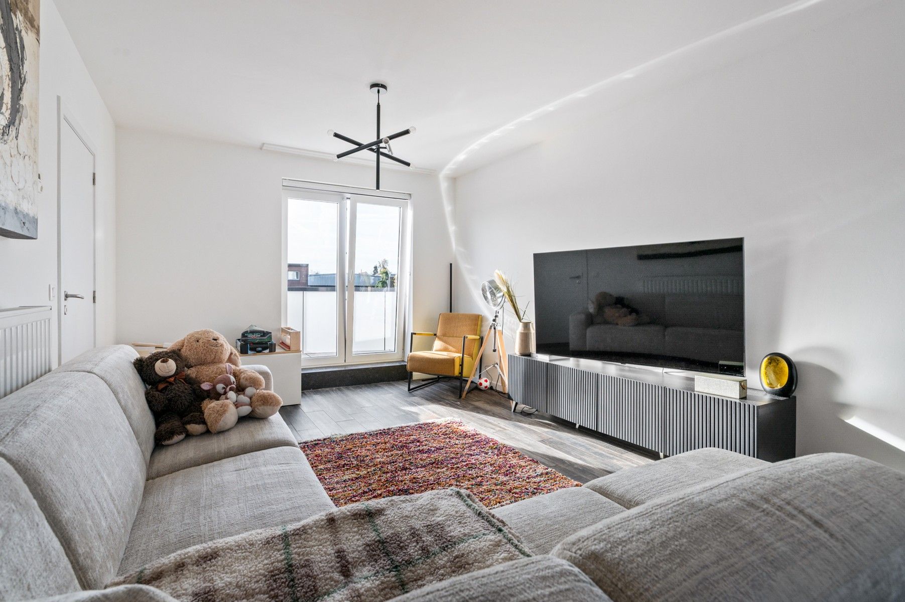 Recente en energiezuinige duplex met staanplaats foto 6