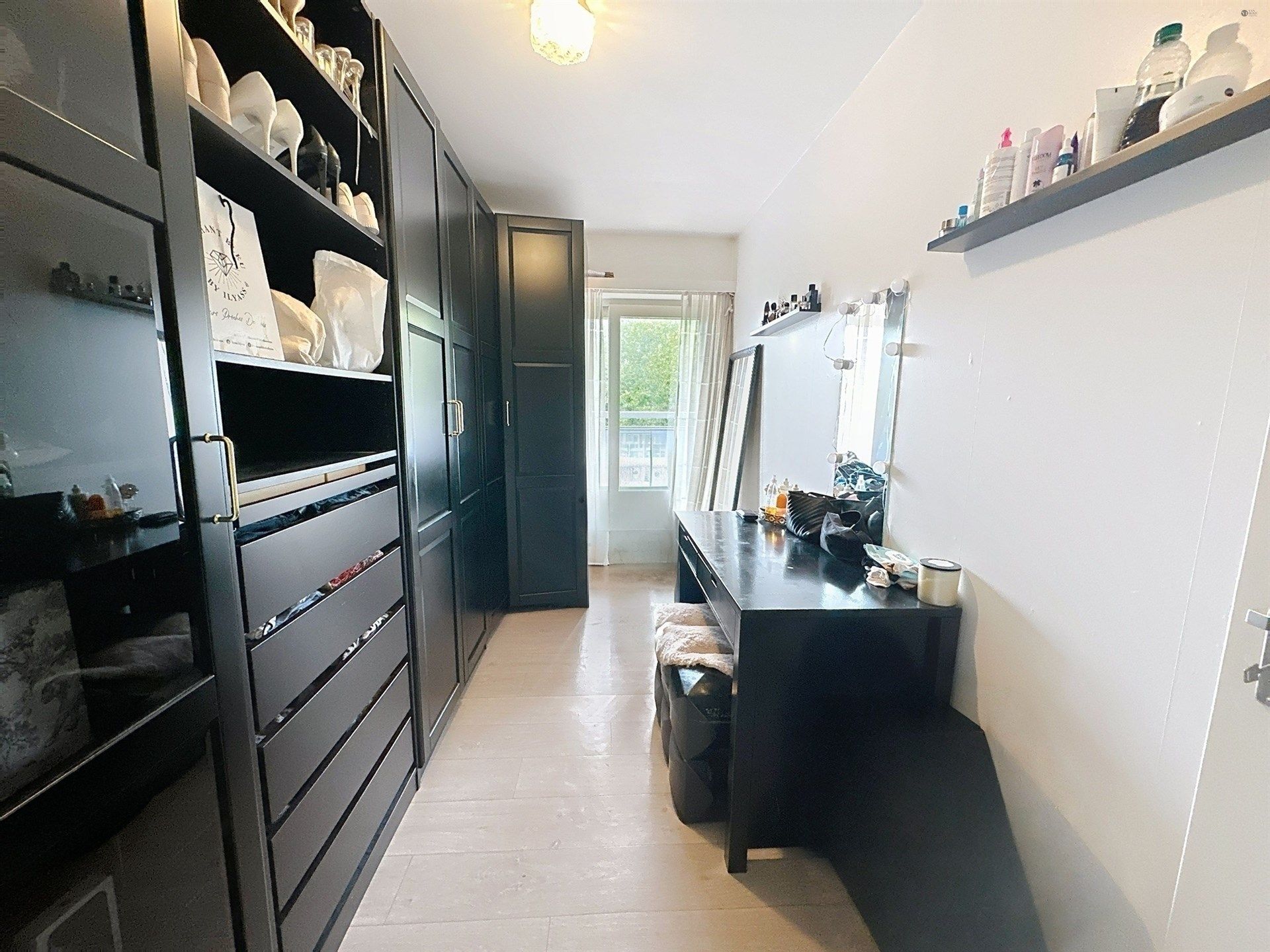 3 slpk-Appartement met terras te Sint-Niklaas foto 10