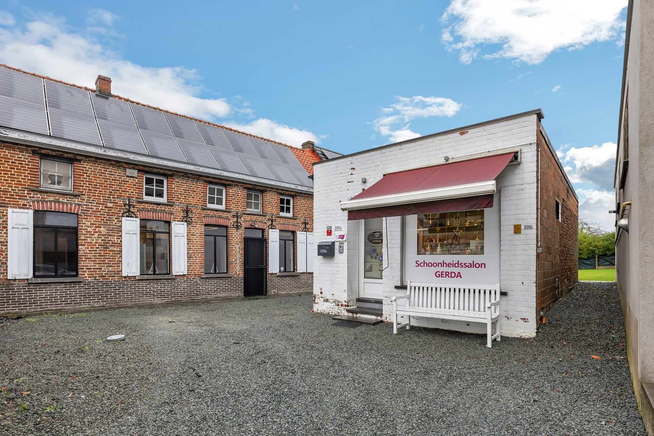 Unieke instapklare (kangoeroe)woning met praktijkruimte foto 24