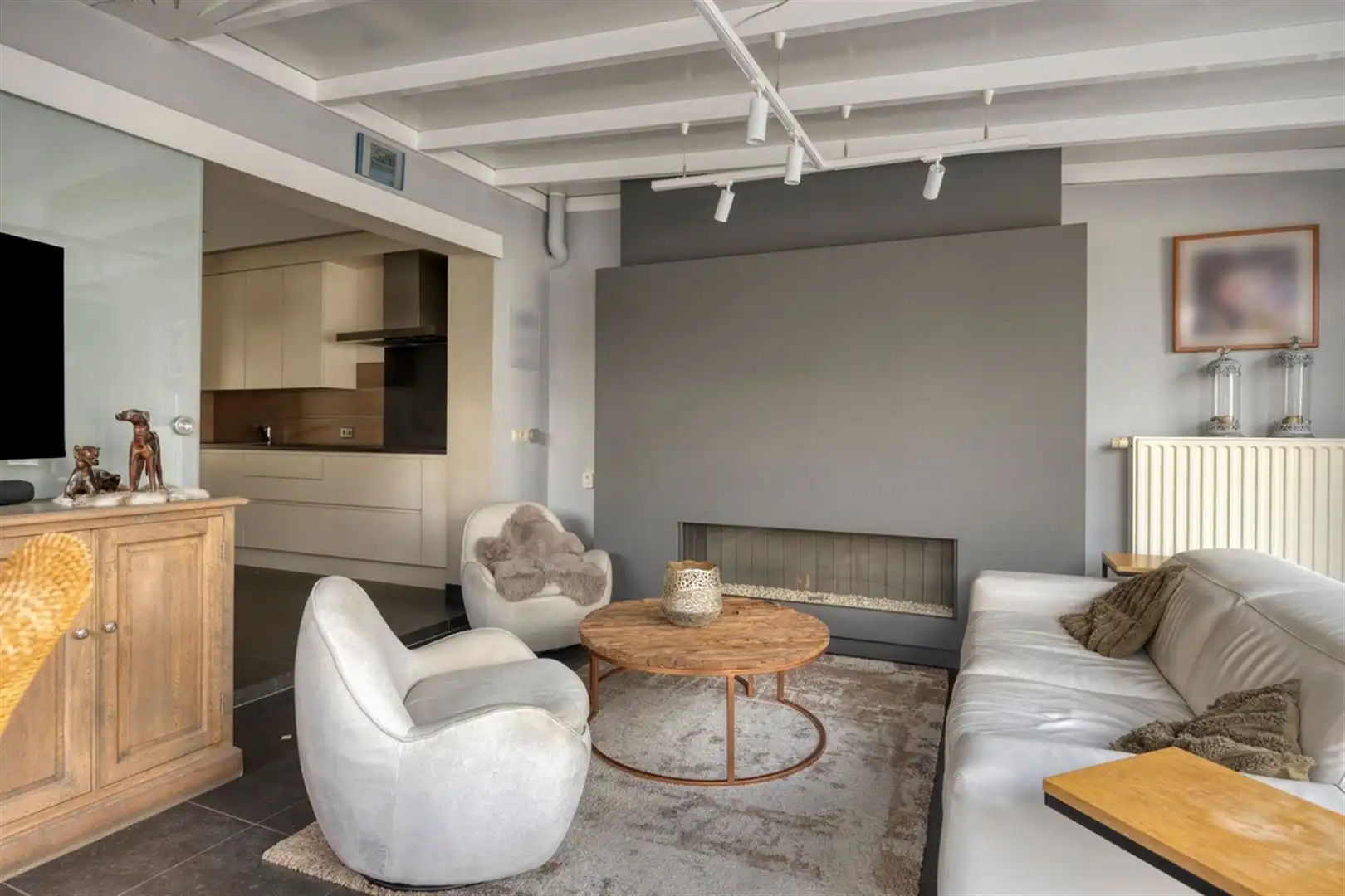 Goed onderhouden en mooi afgewerkte woning op een toplocatie te Oostakker.  foto 11